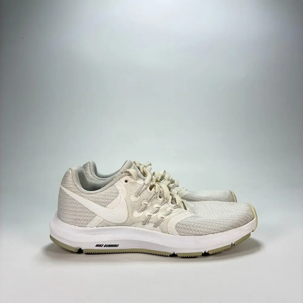 Nike Run Swift Pure Platinum White Lace Up Running Shoes 909006-100 Women's Sz 5